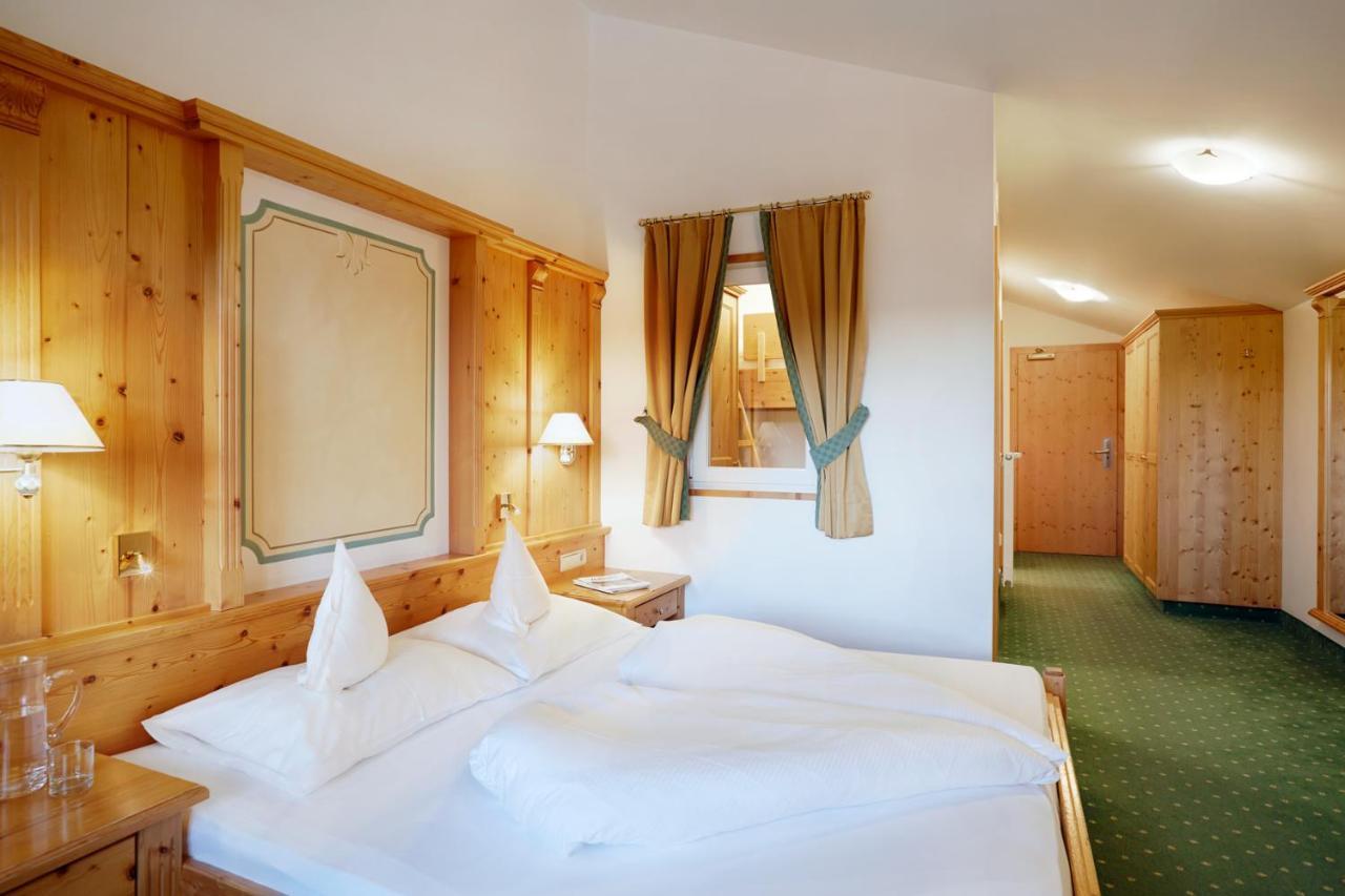 Familienhotel Maria Obereggen Bagian luar foto